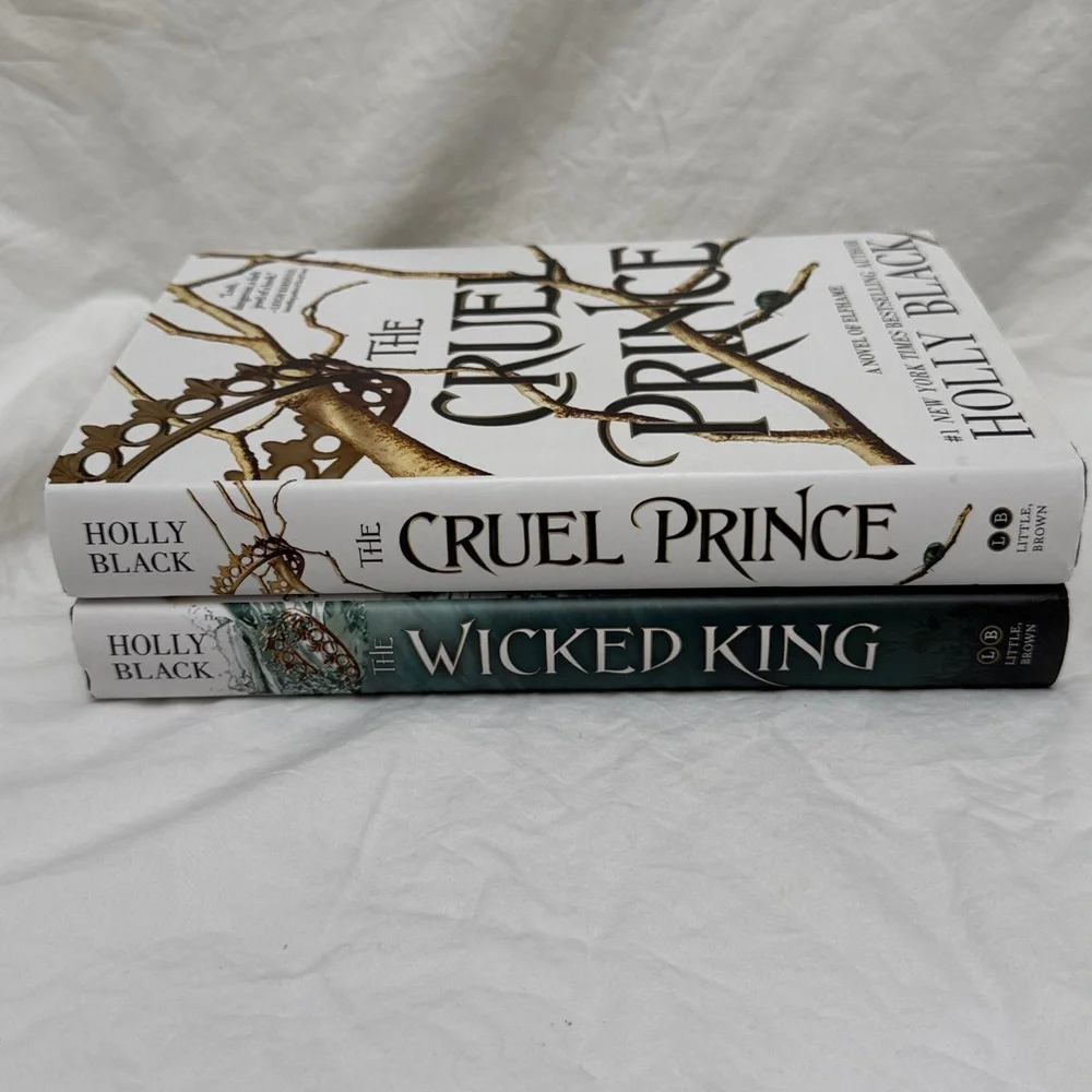 “The Cruel Prince” & “The Wicked King” Hardcover Fantasy Book Set by Holly Black - Picture 5 of 16
